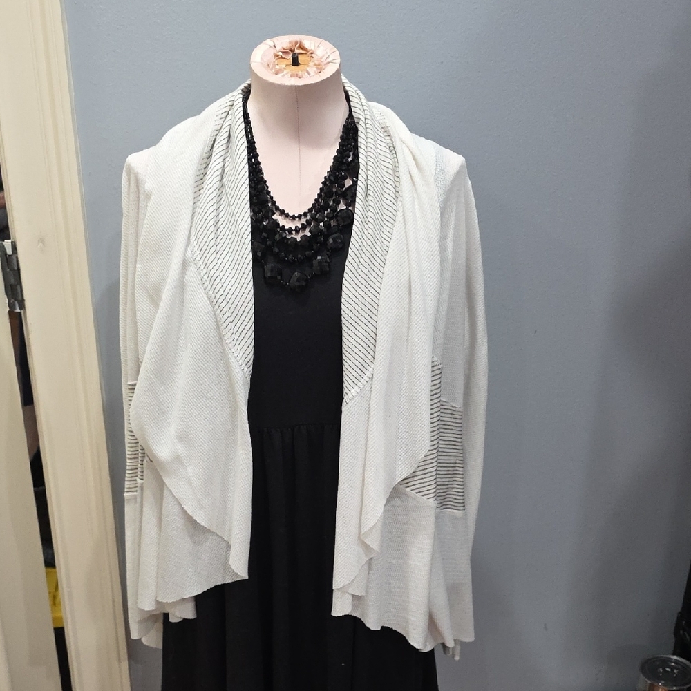 Lightweight‎ Cardigan